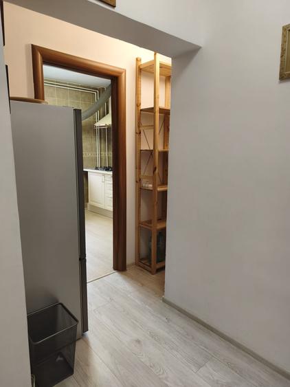 Apartament cu 2 camere decomandat în Drumul Taberei