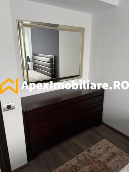 Apartament cu 4 camere decomandat în Titan