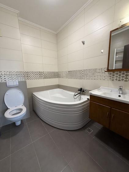 Apartament de inchiriat ultracentral -> str.Crinilor Nr.8 - 1