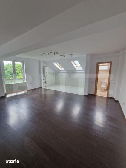 Apartament cu 3 camere în Șcheia