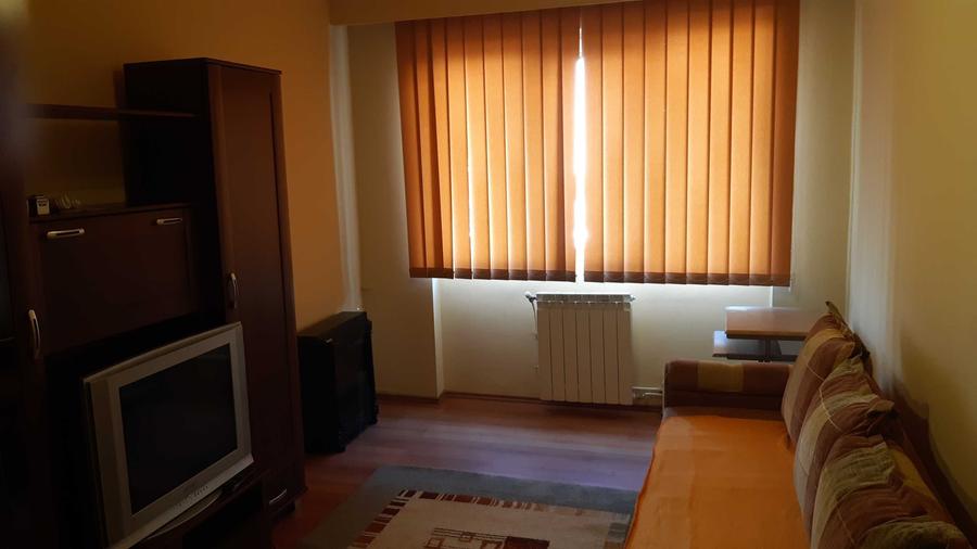 Apartament cu 2 camere semidecomandat în Ultracentral