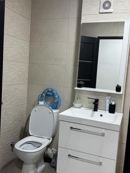 Garsonieră decomandată în Central