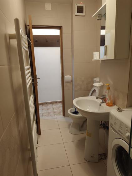 Garsonieră decomandată în Micro 20