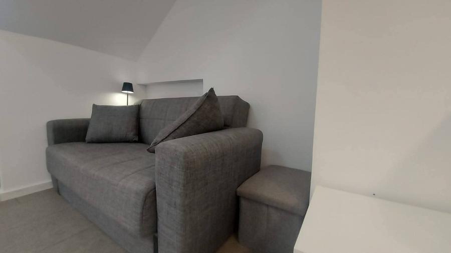 Apartament cu 2 camere decomandat în Apărătorii Patriei