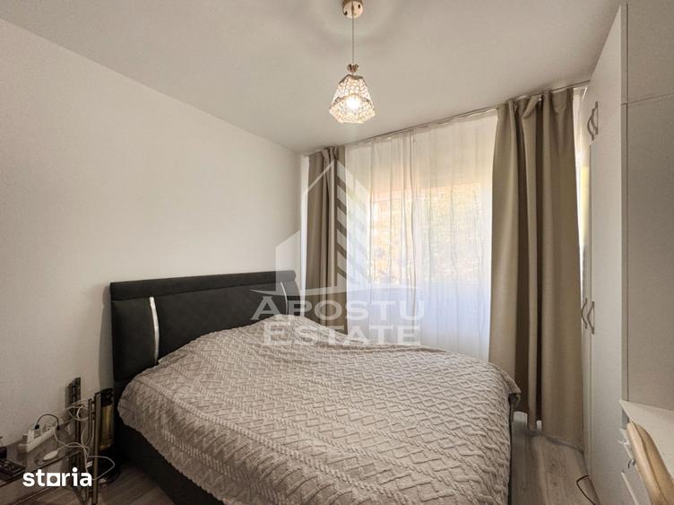 Apartament cu 2 camere semidecomandat, mobilat în Nord