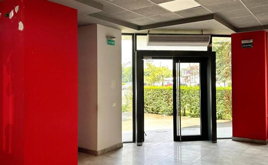 Spațiu comercial, de 130 mp, în Aradului