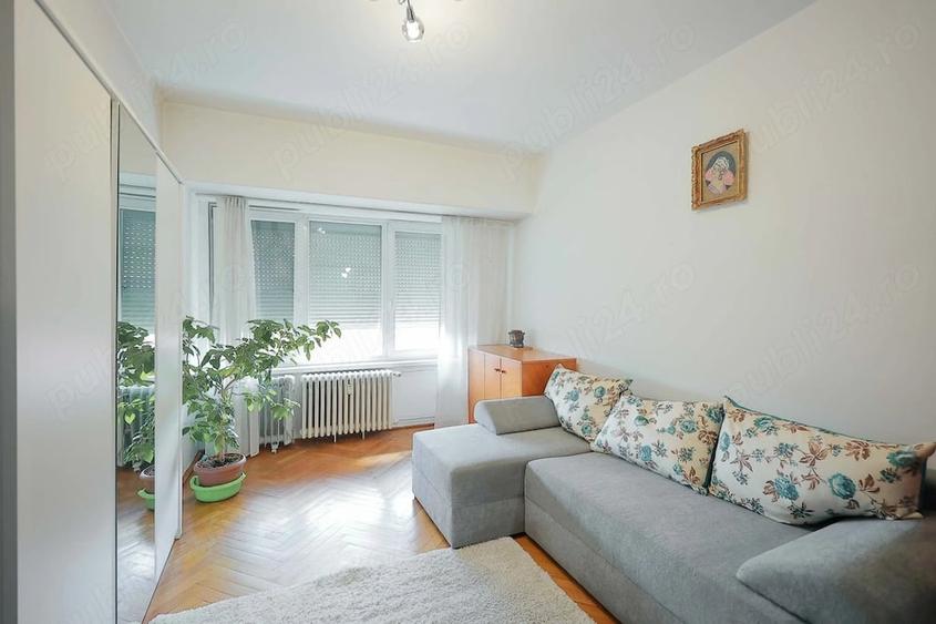 Apartament cu 3 camere decomandat în Ultracentral