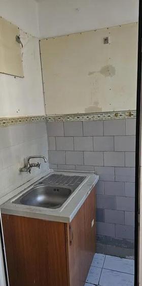 Apartament cu 2 camere nedecomandat în Primăverii