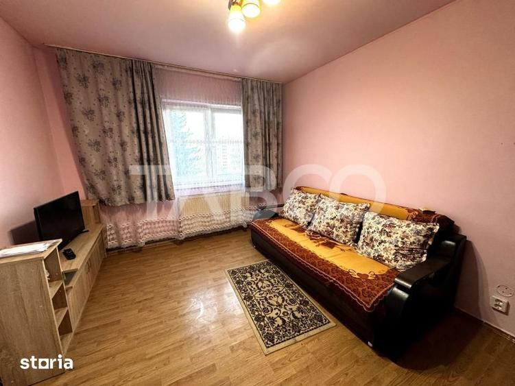 Apartament cu 2 camere nedecomandat, mobilat în Trei Stejari