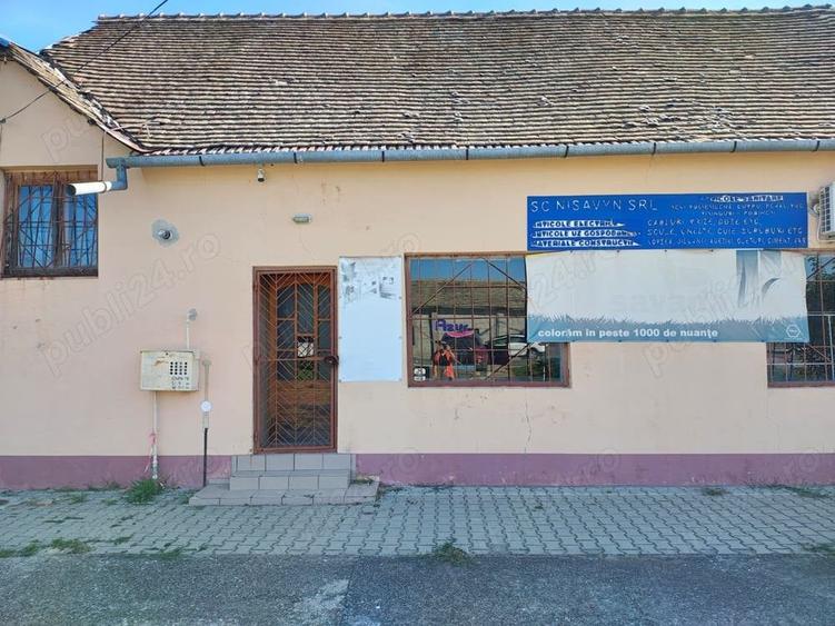Spațiu comercial, de 50 mp, în Denta