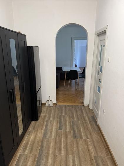Apartament cu 3 camere semidecomandat în Ferdinand