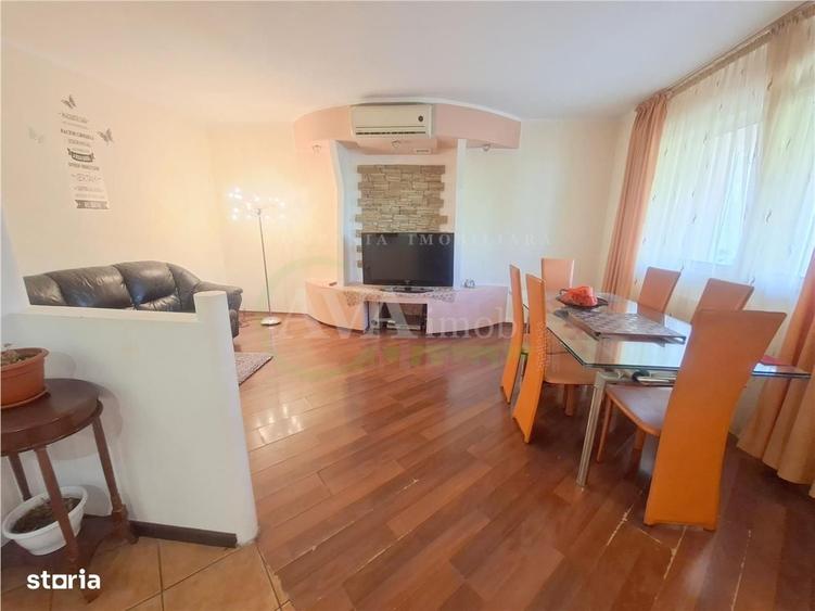 Apartamnet 3 decomandate, etaj 2, cu 2 bai, centrala, zona Ura - 5