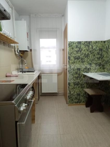 Apartament cu 2 camere semidecomandat, mobilat în Codlea