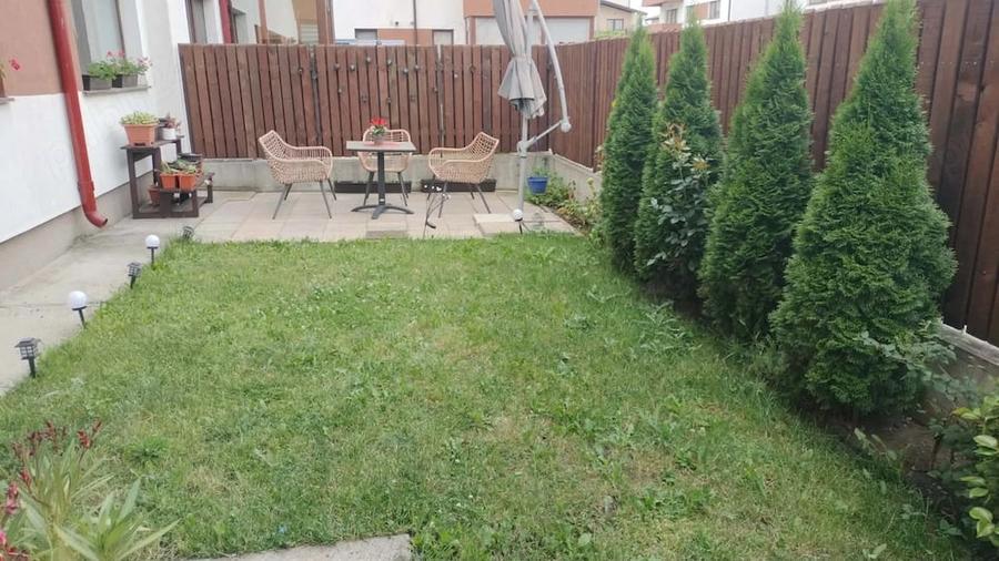 Apartament cu 3 camere decomandat în Sânpetru