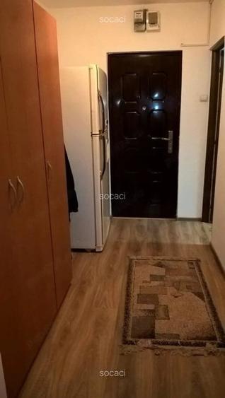 Garsonieră decomandată în Brâncoveanu