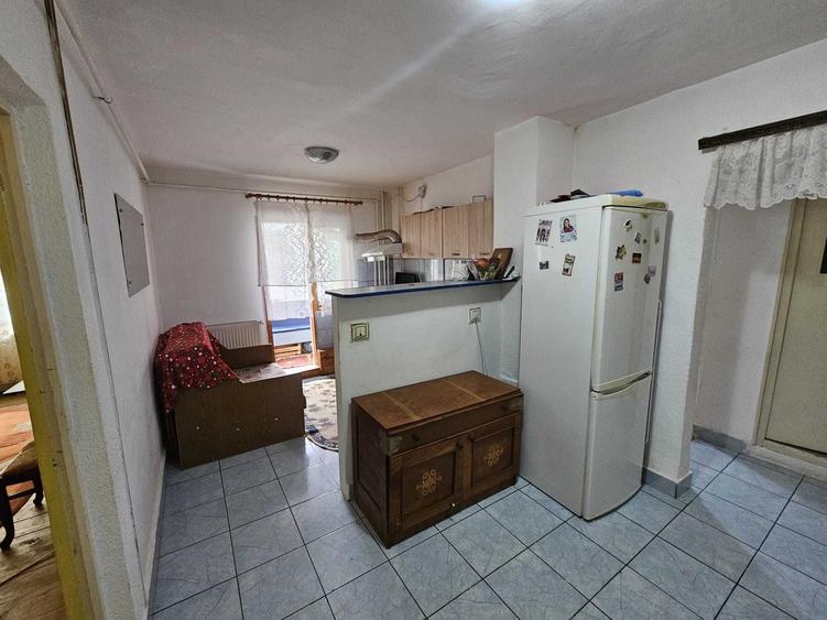 Apartament cu 2 camere decomandat în Dorobanți 2