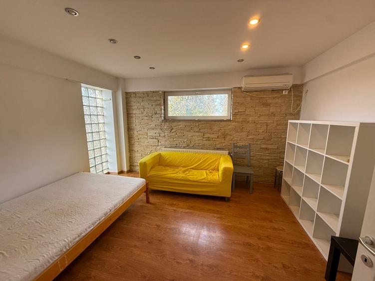 Apartament cu 2 camere semidecomandat în Copou
