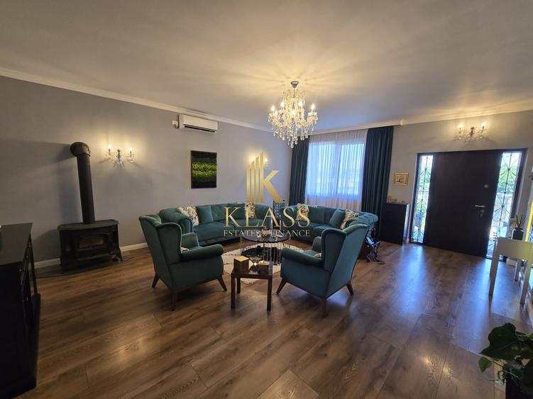 Casă individuală cu 8 camere cu Teren 418 Mp în Ștefăneștii de Jos