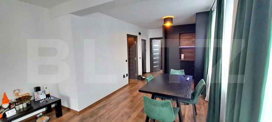 Apartament cu 3 camere semidecomandat, mobilat în Florești