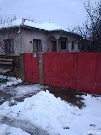 Casă cu 4 camere cu Teren 1300 Mp în Malu