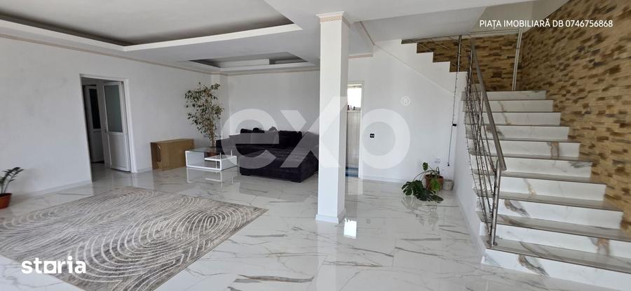Casă cu 6 camere cu Teren 1438 Mp în Răcari