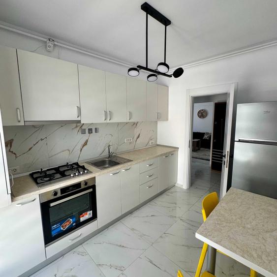 Apartament cu 2 camere decomandat în Fundeni