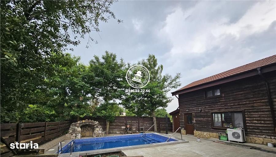Casă cu 5 camere cu Teren 696 Mp în Aroneanu