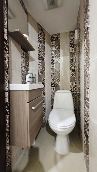Apartament cu 3 camere semidecomandat, mobilat în Universitate