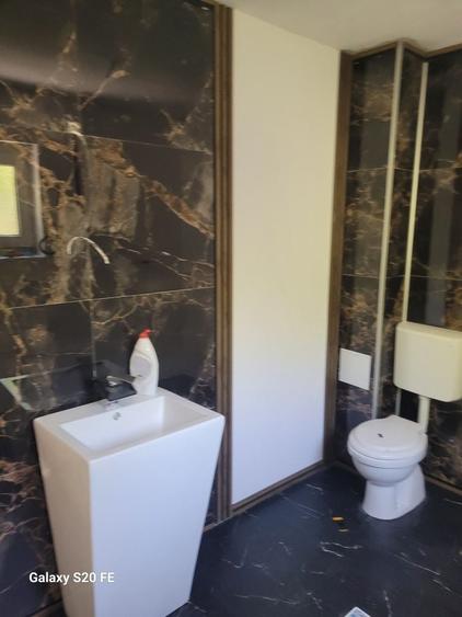 Casă cu 4 camere în Lazaret