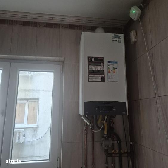 Apartament cu 3 camere decomandat în Tineretului