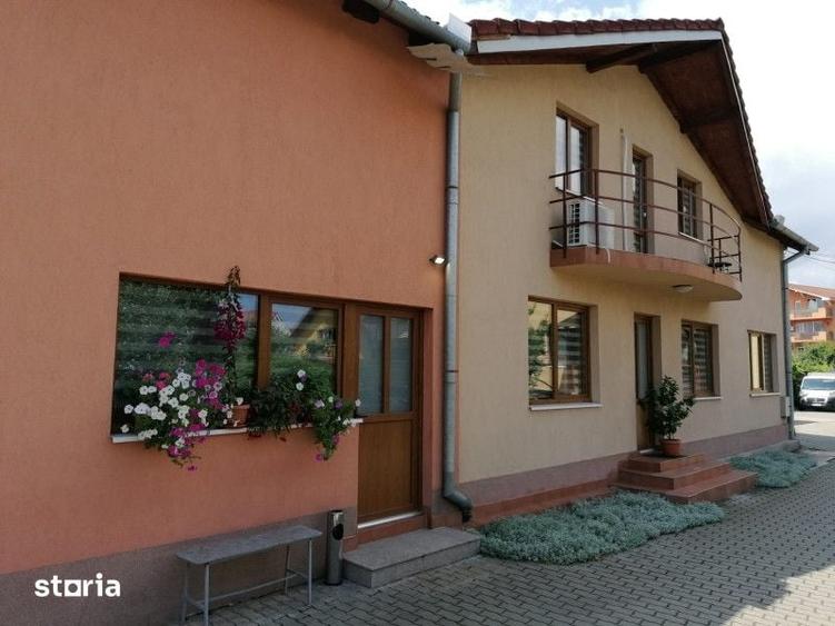Casă cu 5 camere cu Teren 250 Mp în Andrei Mureșanu