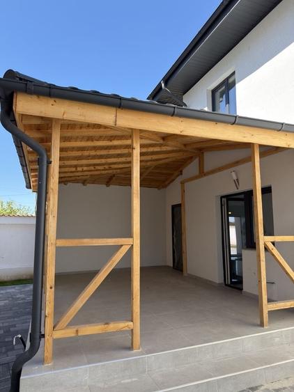 Casă cu 4 camere în Central
