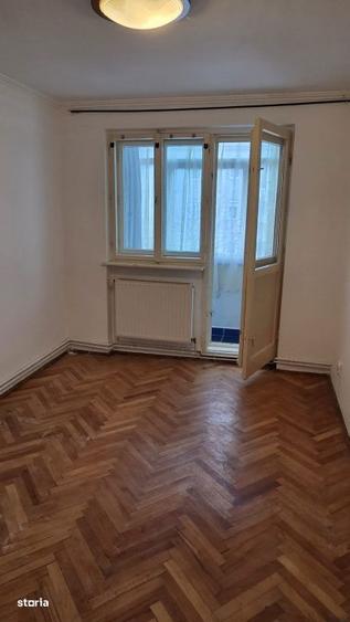 Apartament cu 2 camere decomandat în Micro 14