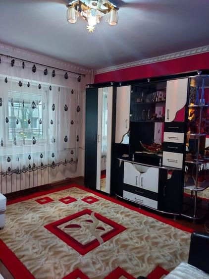 Casă cu 2 camere în Central