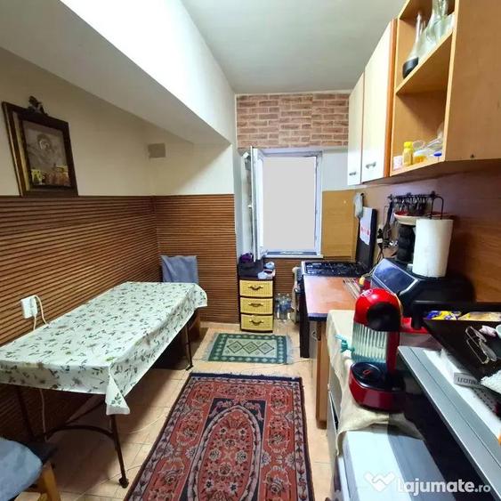 Apartament cu 2 camere decomandat în Ultracentral