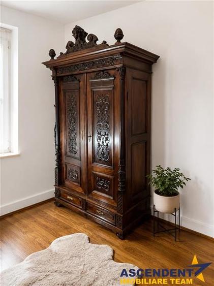 Apartament cu 3 camere decomandat, mobilat în Centrul Istoric