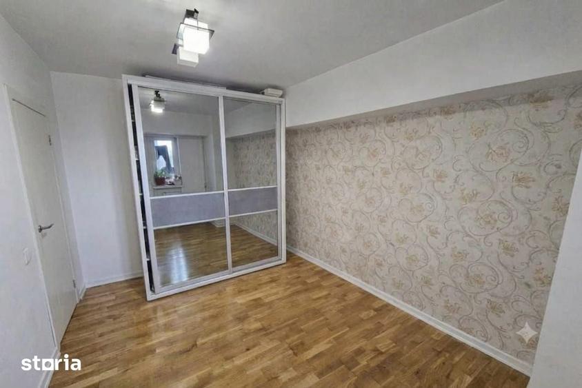 Apartament cu 3 camere decomandat în Decebal