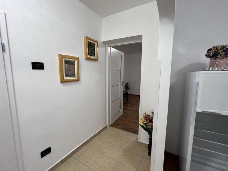 Garsonieră decomandată în Arcu
