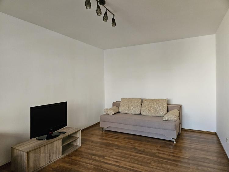 Apartament cu 2 camere decomandat, mobilat în P-ța Muncii
