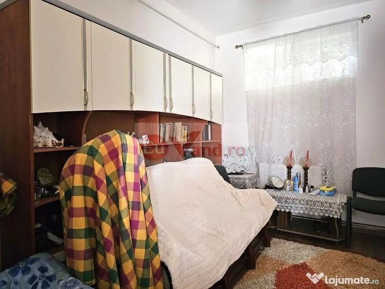 Casă cu 3 camere cu Teren 140 Mp în Central
