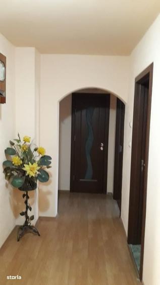 Apartament cu 4 camere în Micălaca