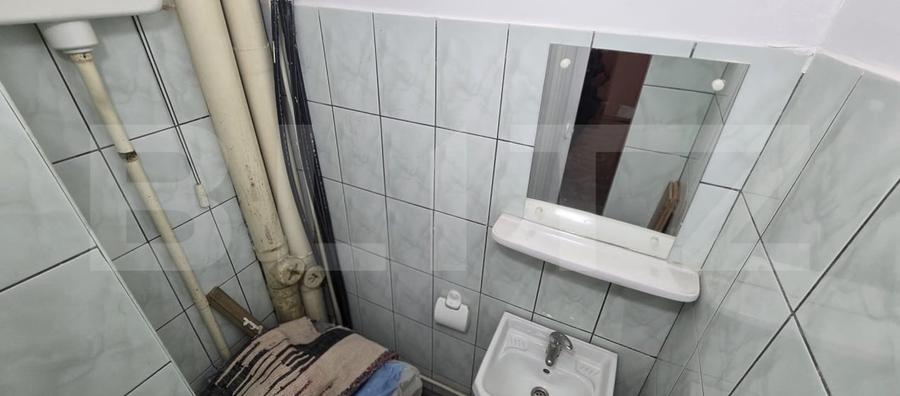 Apartament cu 3 camere decomandat, mobilat în Micro 16