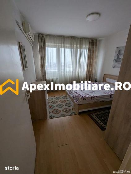 Apartament cu 2 camere semidecomandat în Centrul Civic