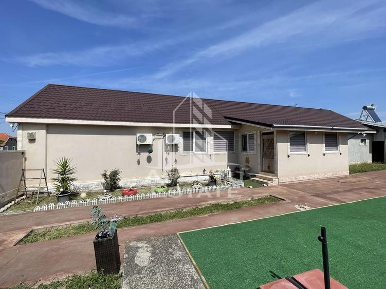 Casă individuală cu 6 camere cu Canalizare în Liebling