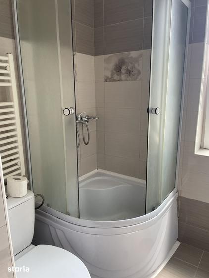 Apartament cu 2 camere decomandat în Decebal