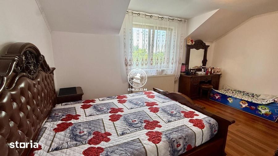 Casă cu 5 camere cu Teren 350 Mp în Bârnova