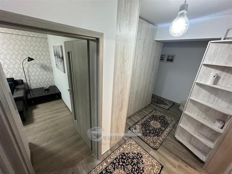 Apartament cu 2 camere decomandat în Nicolina