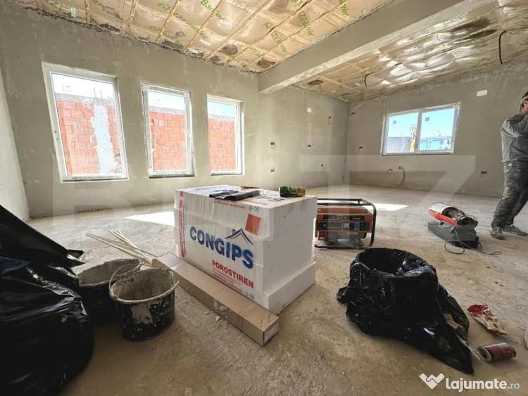 Casă cu 4 camere cu Teren 520 Mp în Sântandrei