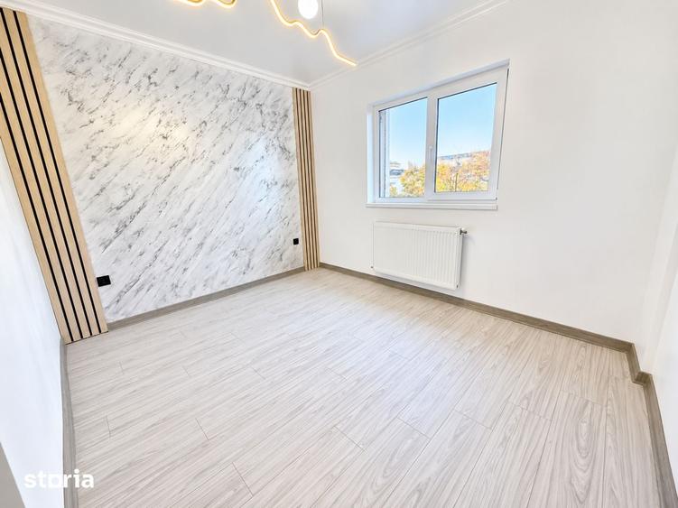 Apartament cu 4 camere decomandat în Central