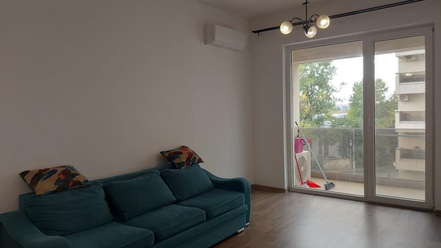 Apartament cu 2 camere decomandat în Berceni